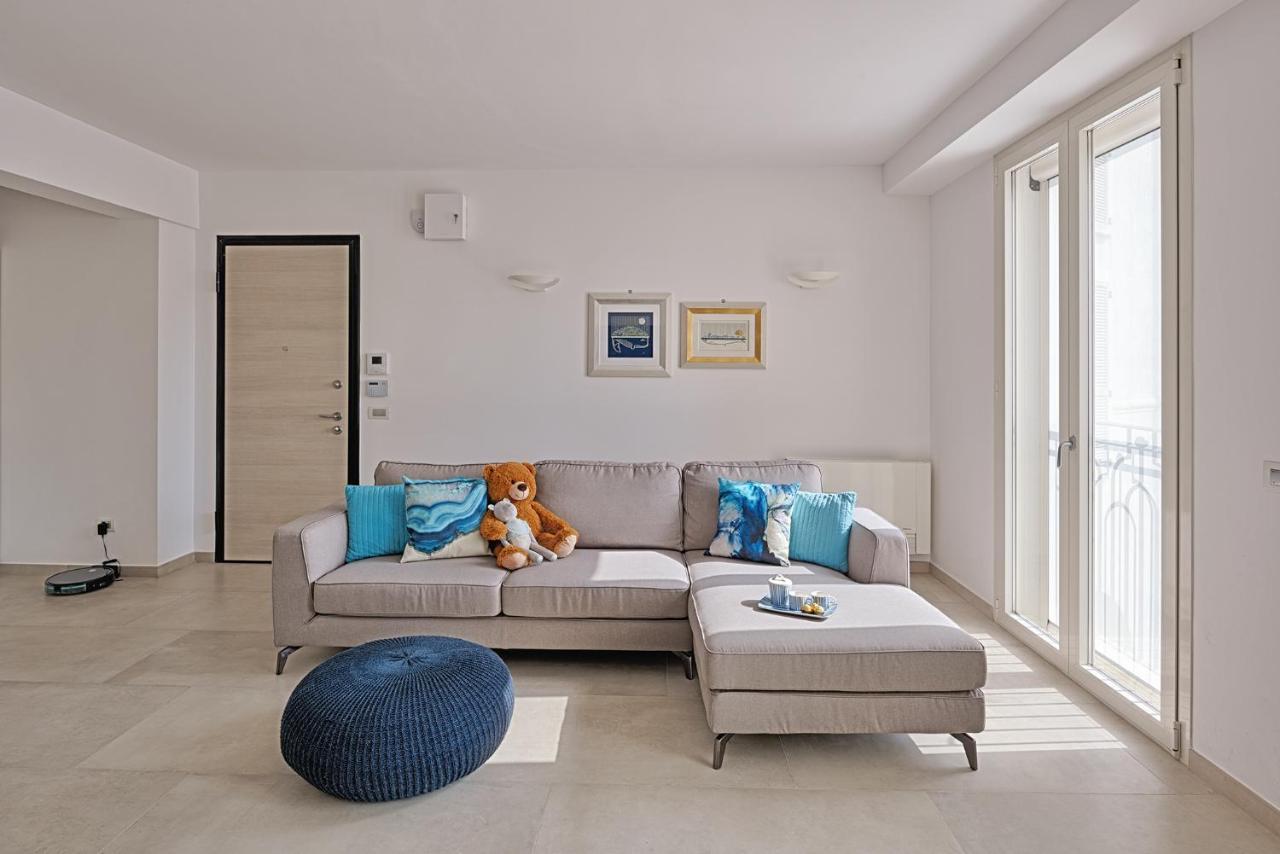 Apartment H2o *